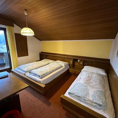Haus Pfalzen - Casa Falzes Ruang foto